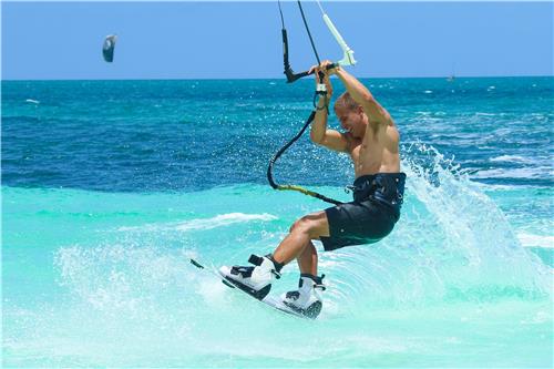 Water ski in Aqaba